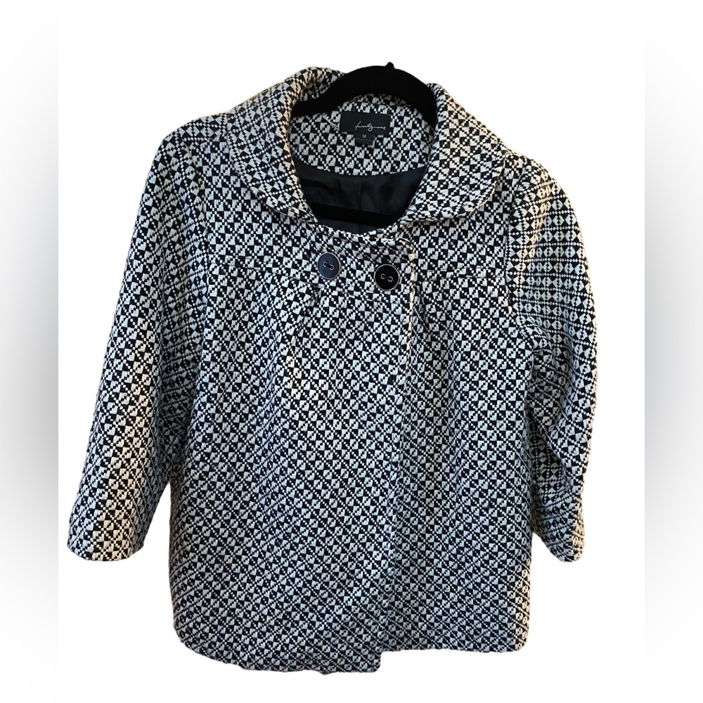 Twenty One Black and White Quarter Length Sleeve Coat Woman’s Size M